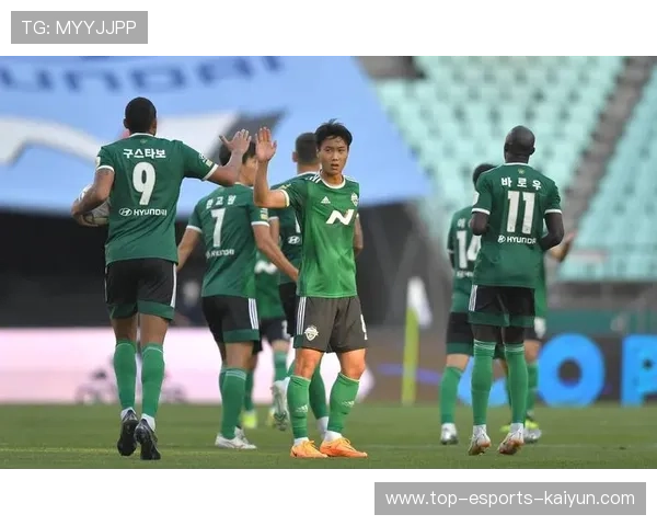 全北现代力克劲敌夺关键三分，全北现代主力名单